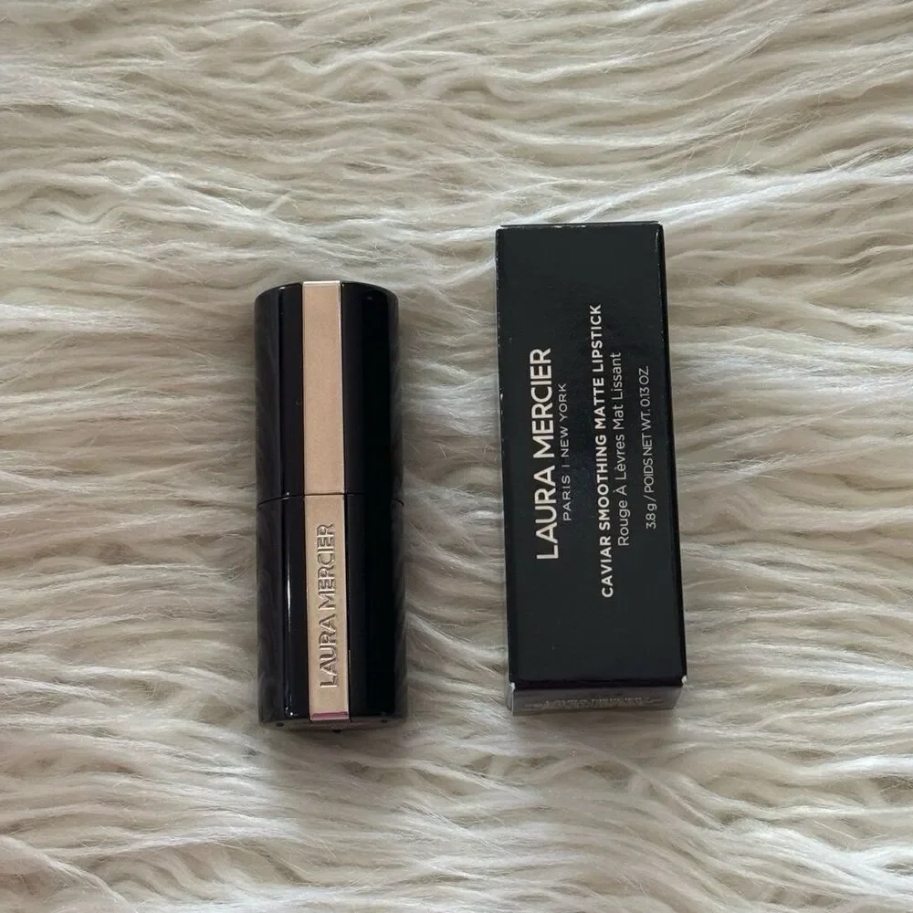 laura mercier